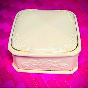 Vintage Paul Sebastián 1996 Limited Edition Porcelain Trinket Box Vanity Box